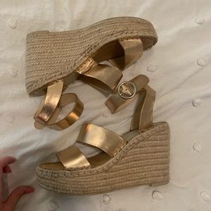 Dolce Vita Wedges - Rose Gold